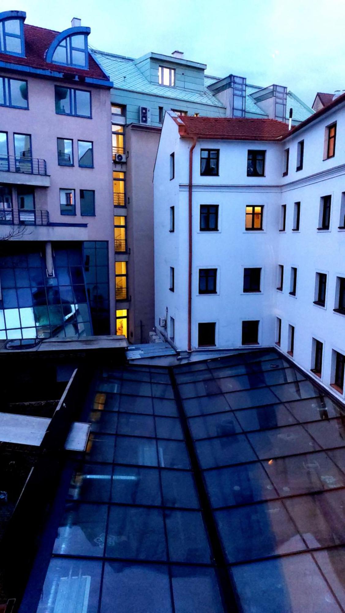 Michael'S Gate Large Apartment In A 15Th-Century Building, Old Town Pressburg Exterior foto